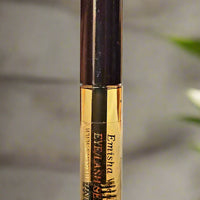 This deliciously golden oil blend supports tired and dry eyes after long days, especially those days in front of a computer, phone or those times with shorter nights of rest and sleep. Staying hydrated with water and the daily use of the blend, has helped me with dry, tired eyes and blurry vision. Added bonus, it keeps eyelashes lush by helping to strengthen, thicken and lengthen them. The essence of the strawberry seed oil really comes forward in a soft but present way, that I think you will also enjoy.