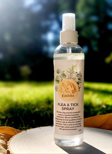 We're proud to share healthier options with your family. This is made with intention, care and Nature. What's in our Spray: Water, Glycerin, Witch Hazel, Peppermint, Clove, Rosemary What's NOT in our Spray: Harmful pesticides & chemicals like DEET, harsh synthetic or petroleum-based ingredients, artificial dyes or fragrance. This flea, bug and tick protection replaces standard pesticide treatments. We've combined the invigorating & fresh qualities of nature to deliver a safe & effective insect repellant.